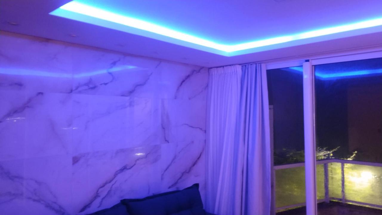 Apartamento De Cobertura Frente Para O Mar Итапема Екстериор снимка