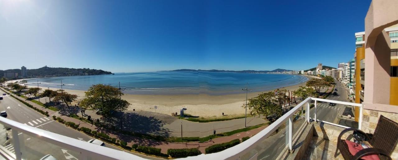 Apartamento De Cobertura Frente Para O Mar Итапема Екстериор снимка